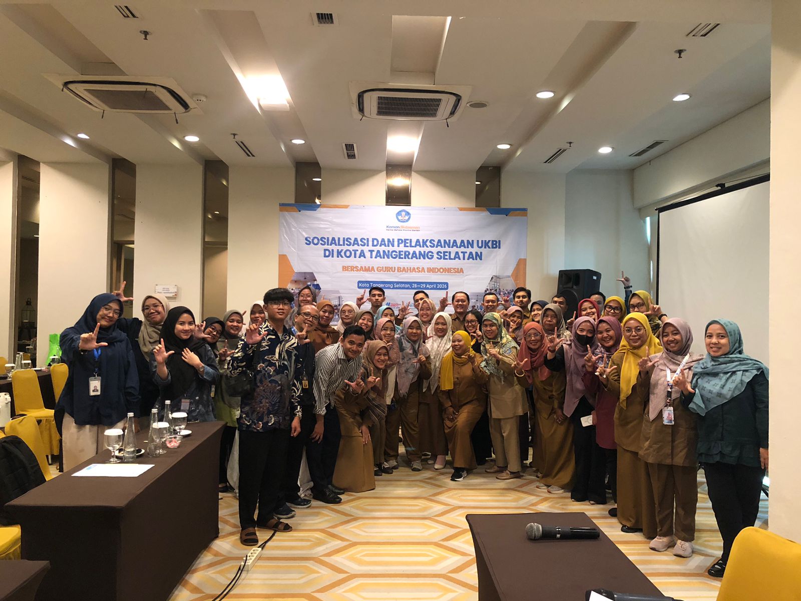 Kegiatan MGMP BahasaCerdas